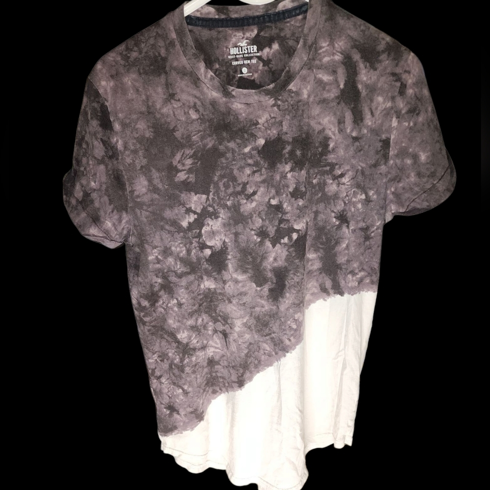 Hollister Half White and  Half Blackish Brown   Tie Dye  Tee Shirt